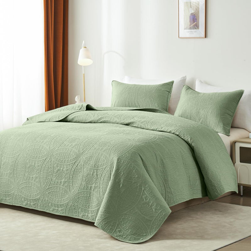 akkialla King Size Quilt Set Sage Green Ultrasonic Bedspread Lightweight Soft Coverlet with Modern Coin Pattern All Season California King Bedding Set 3 Piece Set(1 Quilt 2 Pillow Shams) - Image 2